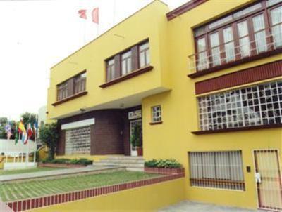 фото отеля Hostelling International Lima