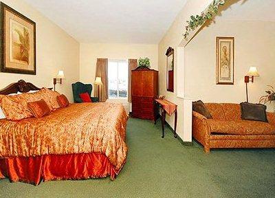 фото отеля Comfort Inn & Suites Pittsburg