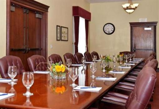 фото отеля Paso Robles Inn
