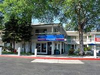 Motel 6 Oakland-Embarcadero