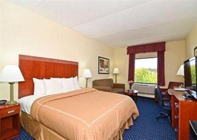 фото отеля Comfort Suites Biltmore Asheville