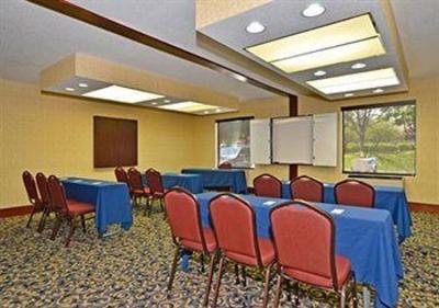 фото отеля Comfort Suites Biltmore Asheville
