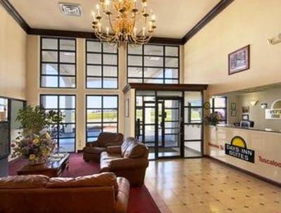фото отеля Days Inn Suites Tuscaloosa