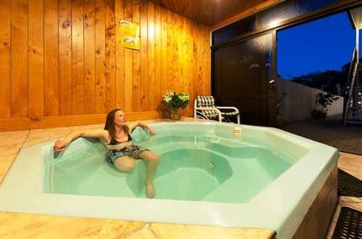 фото отеля Outrigger Motel