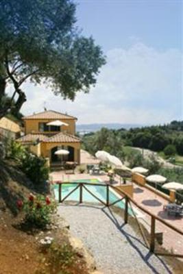 фото отеля Villa Denise Apartments Campiglia Marittima