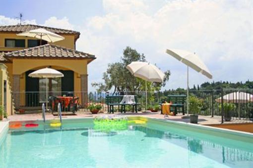 фото отеля Villa Denise Apartments Campiglia Marittima