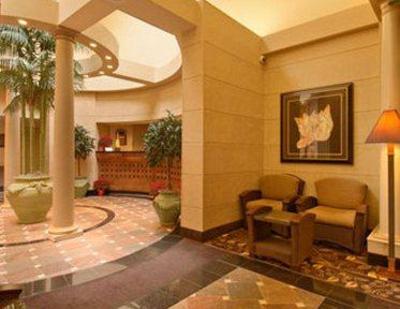 фото отеля Ramada Inn & Suites Toms River