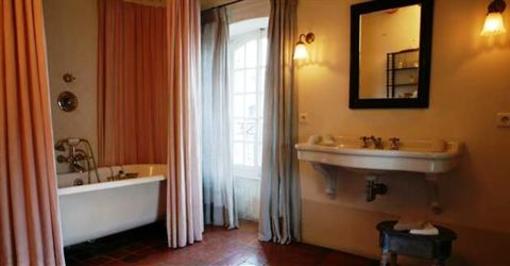 фото отеля La Maison Du Village Guesthouse Saint-Remy-de-Provence
