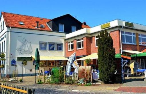фото отеля Strandhotel Horumersiel