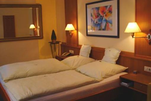 фото отеля Hotel Fürstenberg Bad Neuenahr-Ahrweiler