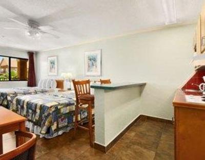 фото отеля Super 8 South Padre Island