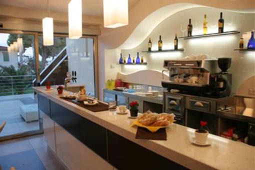 фото отеля Colonna Residence Trani