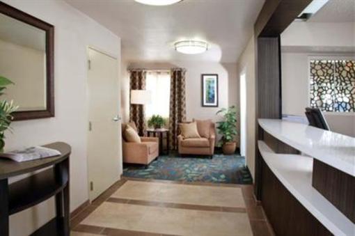 фото отеля Candlewood Suites - Dallas/Plano