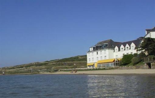 фото отеля Hotel De La Plage Plonevez-Porzay
