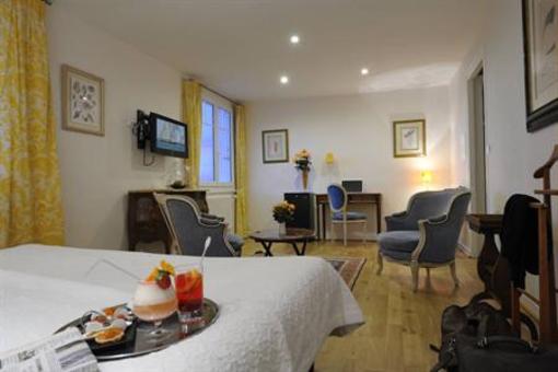 фото отеля Hotel De La Plage Plonevez-Porzay