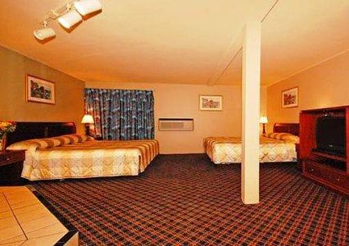 фото отеля Econo Lodge Inn & Suites Des Moines