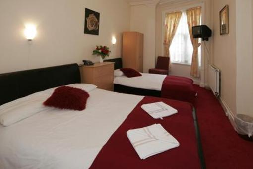 фото отеля Lomond Hotel