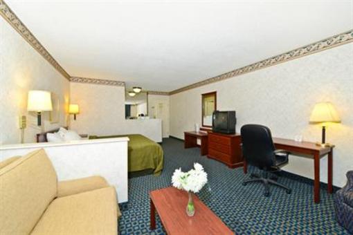 фото отеля Americas Best Value Inn Indio