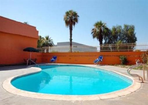 фото отеля Americas Best Value Inn Indio
