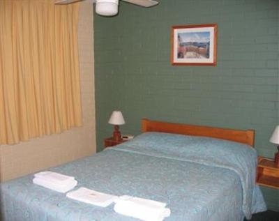 фото отеля Surfspray Court Holiday Apartments Gold Coast
