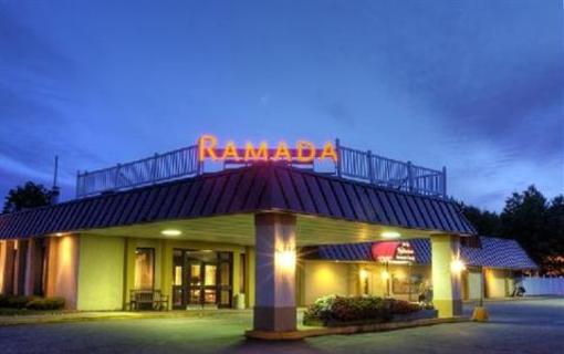 фото отеля Ramada Glens Falls/Lake George Area