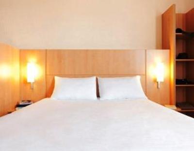 фото отеля Ibis La Rochelle Vieux Port