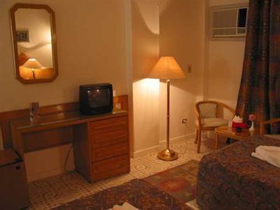 фото отеля Karnak Hotel