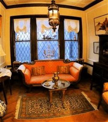 фото отеля Whistler's Inn Lenox