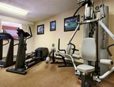 фото отеля Baymont Inn and Suites Omaha NE