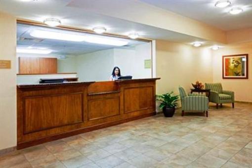 фото отеля Candlewood Suites New Bern