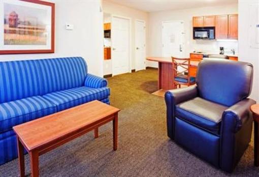 фото отеля Candlewood Suites New Bern