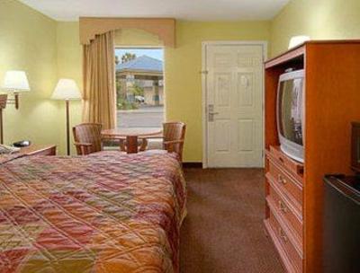 фото отеля Days Inn Ormond Beach Daytona