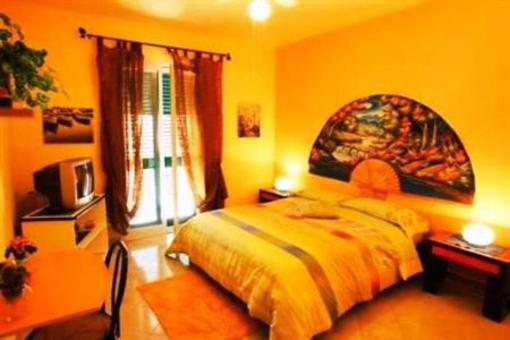 фото отеля Ma & Mi Bed & Breakfast Cefalu