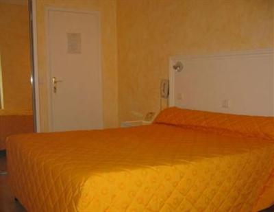 фото отеля Hotel Beau Soleil Le Lavandou