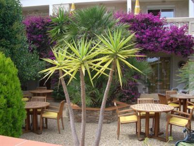 фото отеля Hotel Beau Soleil Le Lavandou