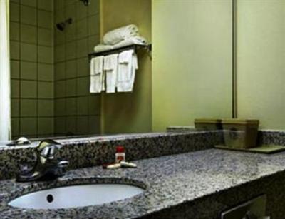 фото отеля Super 8 Chattanooga Hamilton Place