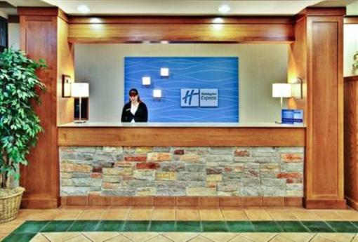 фото отеля Holiday Inn Express Coralville