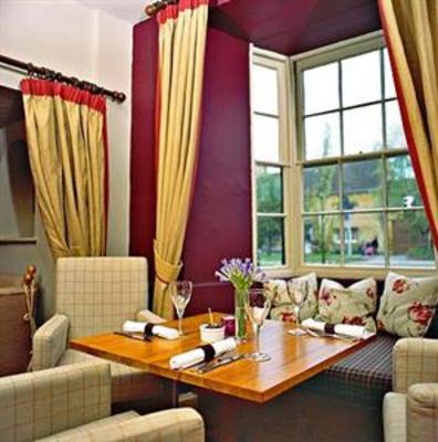фото отеля Manor House Classic Hotel Moreton-in-Marsh