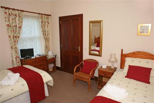фото отеля Glenernan Guest House