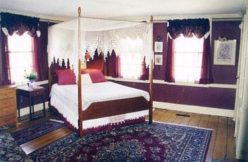 фото отеля Deacon Timothy Pratt Bed & Breakfast Inn