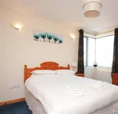 фото отеля Cleyro Harbourside Apartments Bristol