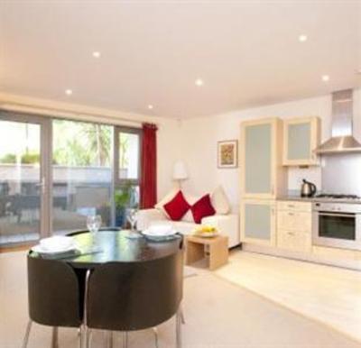 фото отеля Cleyro Harbourside Apartments Bristol