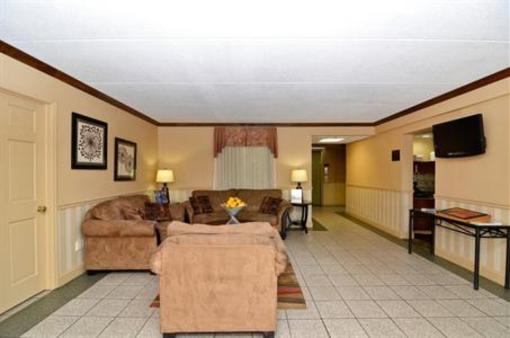 фото отеля BEST WESTERN The Inn at Buffalo Airport