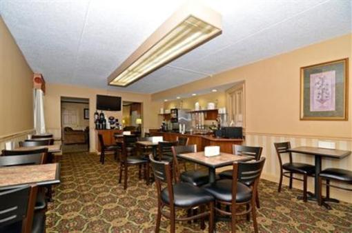 фото отеля BEST WESTERN The Inn at Buffalo Airport