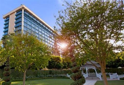 фото отеля Disneyland Hotel
