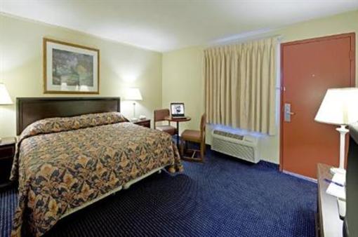 фото отеля Americas Best Value Inn Stamford