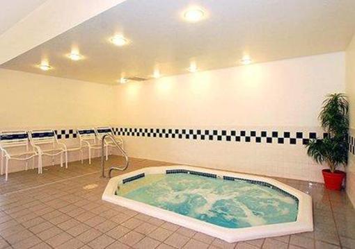 фото отеля Comfort Inn East Wichita