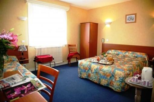 фото отеля Auberge de la Rose Inn Doue-la-Fontaine