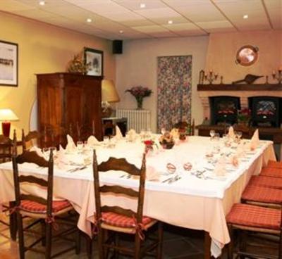 фото отеля Auberge de la Rose Inn Doue-la-Fontaine