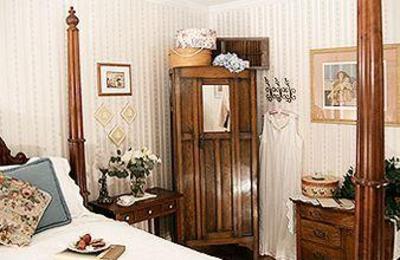 фото отеля Albert Shafsky House Bed and Breakfast